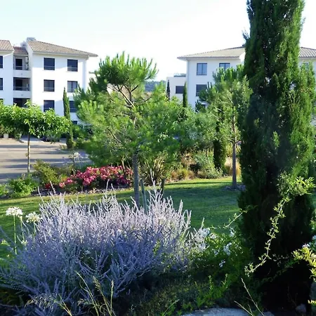 Rez De Jardin Dans Résidence De Charme ... Apartamento *