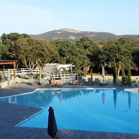 Apartamento Rez De Jardin Dans Résidence De Charme ... Porto Vecchio